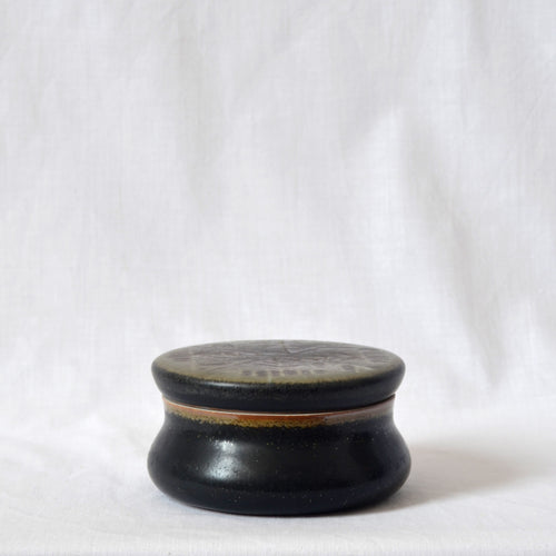 Carl-Harry Stålhane for Rörstrand Ateljé stoneware lidded bowl - Sweden 1950s