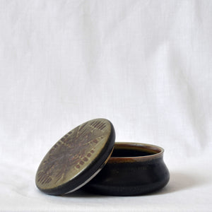 Carl-Harry Stålhane for Rörstrand Ateljé stoneware lidded bowl - Sweden 1950s