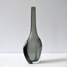 Load image into Gallery viewer, Nils Landberg for Orrefors glass sommerso Dusk series large vase - Sweden 1955-AVVE.ny