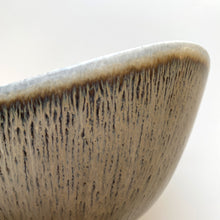 Load image into Gallery viewer, Gunnar Nylund for Rörstrand stoneware medium ARO bowl - Sweden 1950s-AVVE.ny