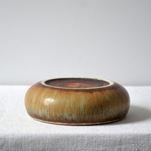 Load image into Gallery viewer, Carl-Harry Stålhane for Rörstrand stoneware SAB bowl - Sweden 1950s-AVVE.ny