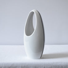 Load image into Gallery viewer, Beate Kuhn for Rosenthal porcelain vase - Germany 1953