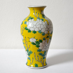Antique large porcelain vase - Japan