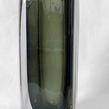 Load image into Gallery viewer, Nils Landberg for Orrefors glass sommerso Dusk series vase - Sweden 1958