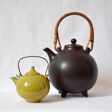 Load image into Gallery viewer, Carl-Harry Stålhane for Rörstrand small stoneware UV teapot - Sweden 1950s